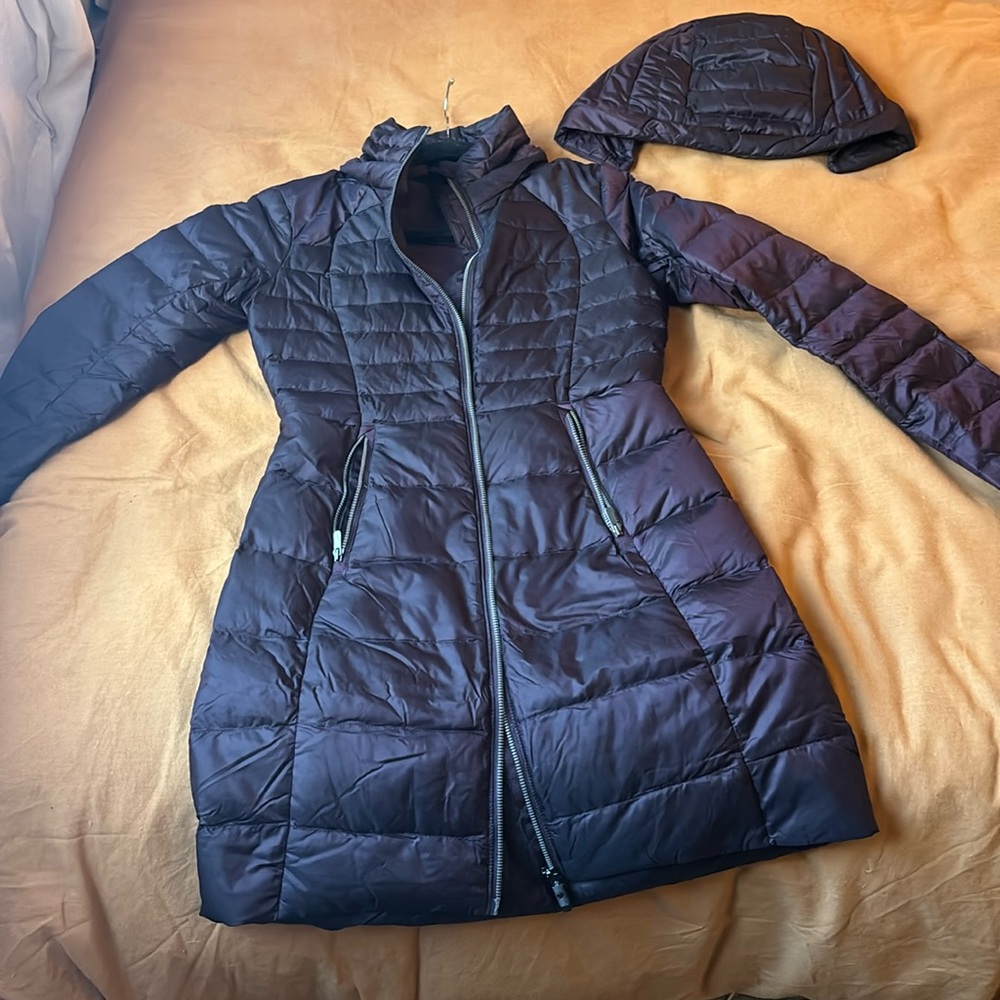 Lululemon Maroon goose down puffer- size 2